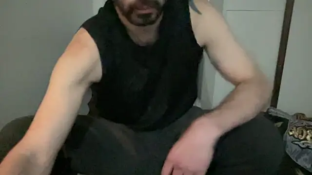 alphajoshkosh's cam snapshot