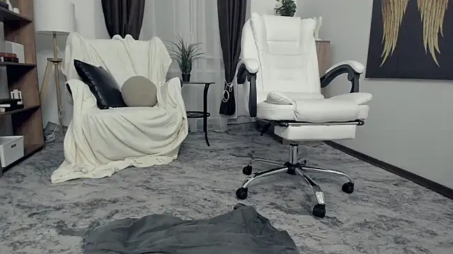 KristalCrowner's cam snapshot