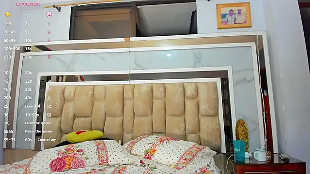 Sexyhot_cat live sex cam