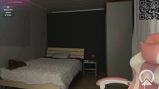 ella_simons live sex cam