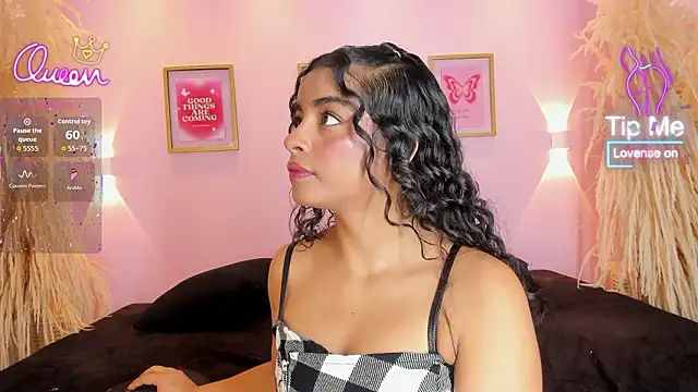 SunnyGilmoree's cam snapshot