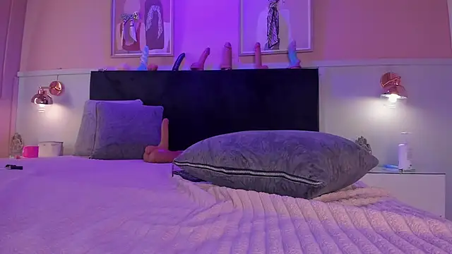 chloe_watson_'s cam snapshot