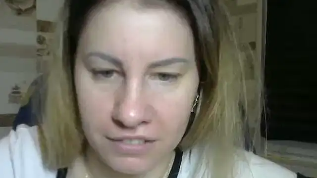 TherestlessKitty's cam snapshot