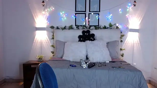 Megan_05_'s cam snapshot