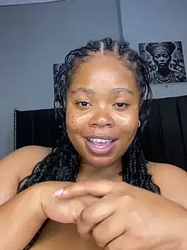 LunaCovenn's cam snapshot