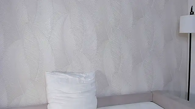 CherrylHolme's cam snapshot