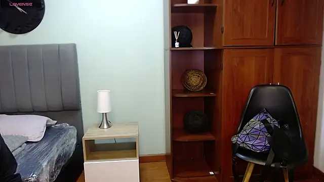 valevicious's cam snapshot