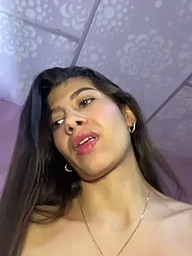 Lenapink19's cam snapshot