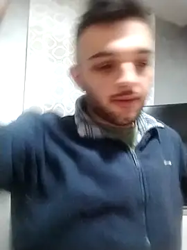 Francescodicristina44's cam snapshot