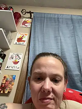 lickablelynn87's cam snapshot