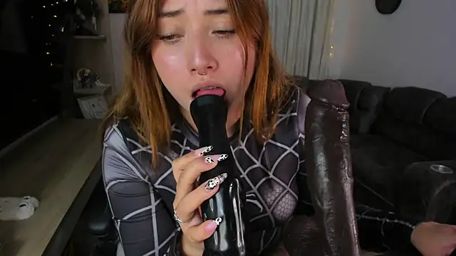 Mariana_Castro9's cam snapshot