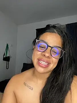 trianawhite's cam snapshot