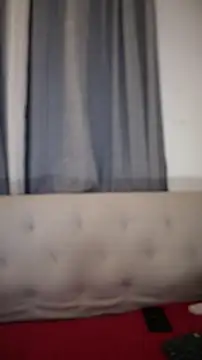 Holli_woul's cam snapshot