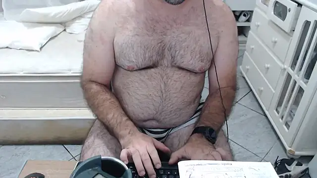 MysterBearMG's cam snapshot