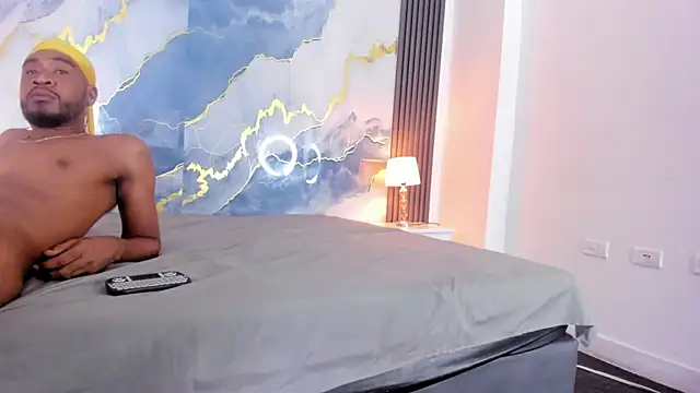 Kylieandjhonny live sex cam