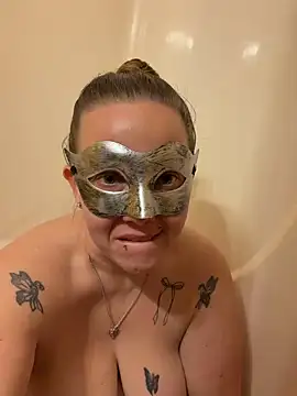 lickablelynn87's cam snapshot