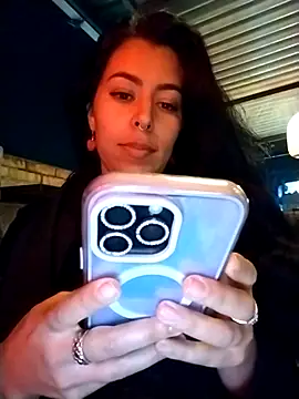 Luianna's cam snapshot