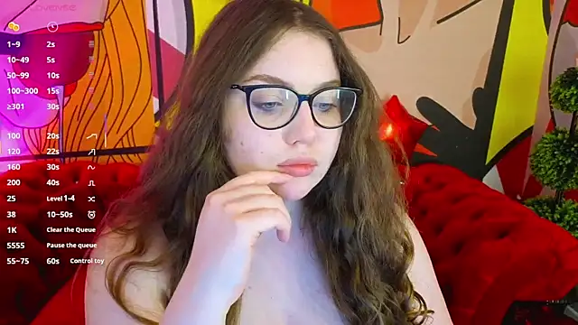 LuxSopphia's cam snapshot