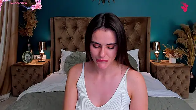 CalyMoon's cam snapshot