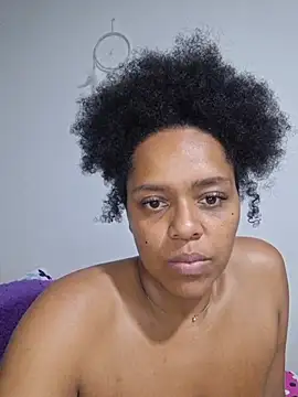 corinastonee's cam snapshot