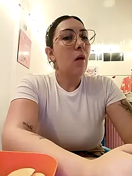 You-kitty2025's cam snapshot