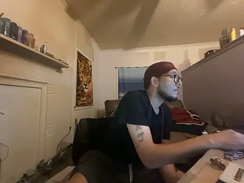 ThrowedWorldWide's cam snapshot