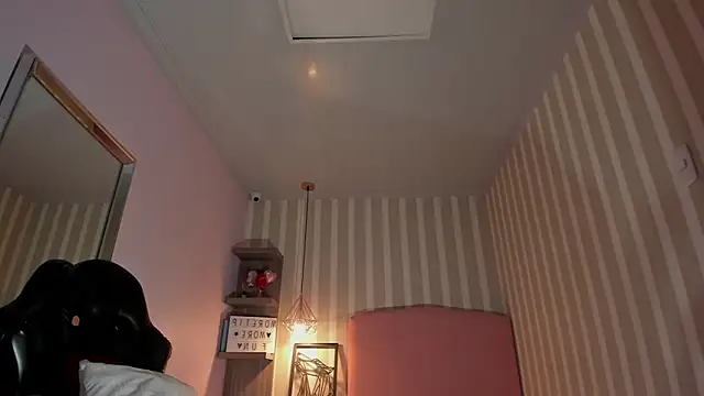 HELEN_DAVIS4's cam snapshot