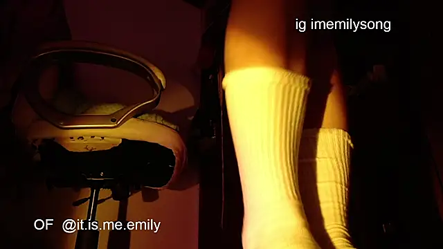 emily_pearl_ live sex cam
