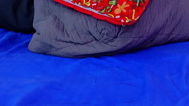 dayis_miller's cam snapshot