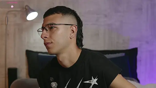 SymonPrince live sex cam