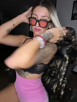 lolalatinaa live sex cam