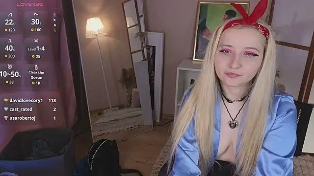 Milana_Key live sex cam