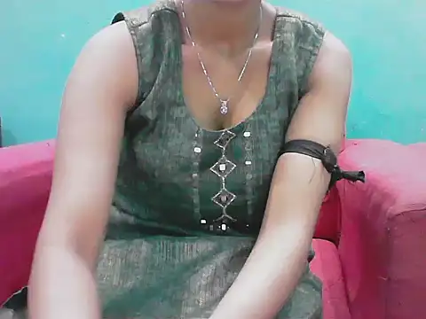 short_girl_'s cam snapshot