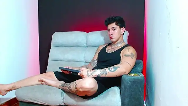 JUSTIN_FULLER1 live sex cam