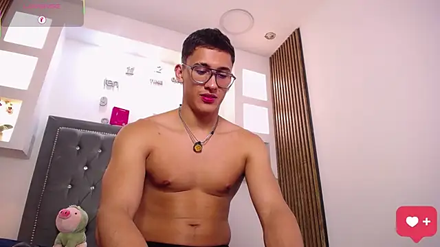 SalvadorFit live sex cam
