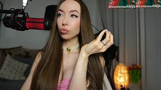 supreme_dominatrix's cam snapshot