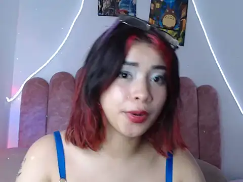 Raven_Goth8's cam snapshot