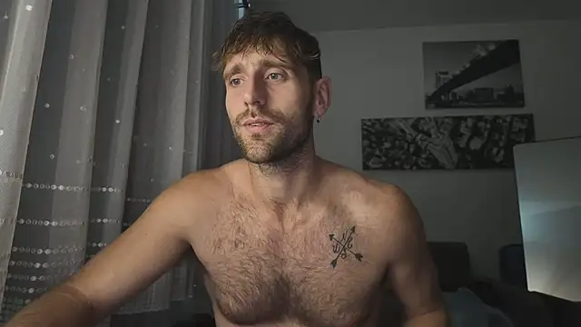 lukegunn live sex cam