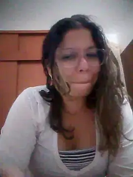 Carliina_Soussa's cam snapshot