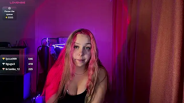 ZoraDearmon's cam snapshot