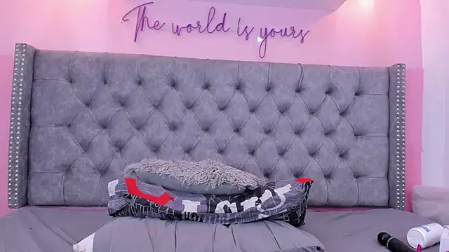 Sophiia_77's cam snapshot