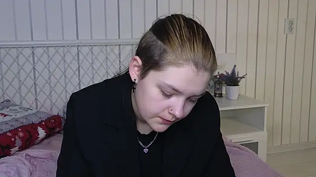 BevHanni's cam snapshot