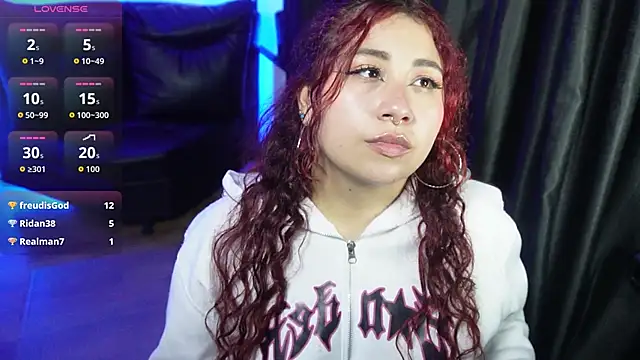 littlee_red live sex cam