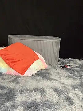 MissSaraNoir live sex cam