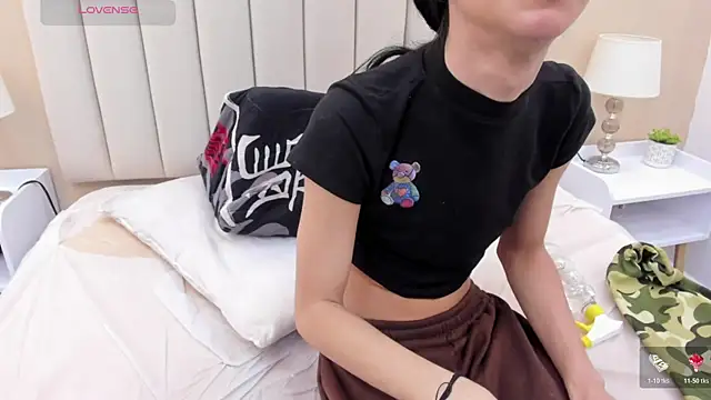 Mia_thompson_19 live sex cam