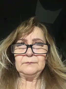 Irina2909@xh's cam snapshot