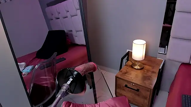 Amy_whittee's cam snapshot