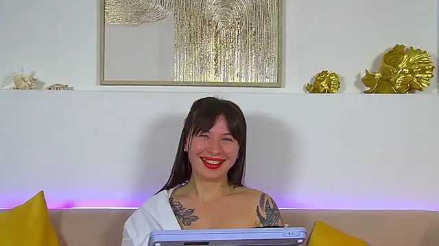 AlexandraBloom's cam snapshot