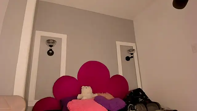 Bonniie_22's cam snapshot