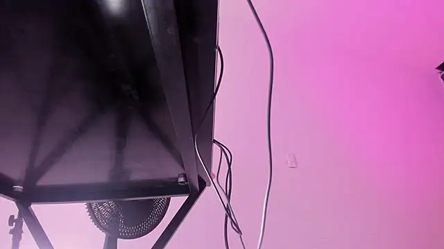 Kloe_priston's cam snapshot